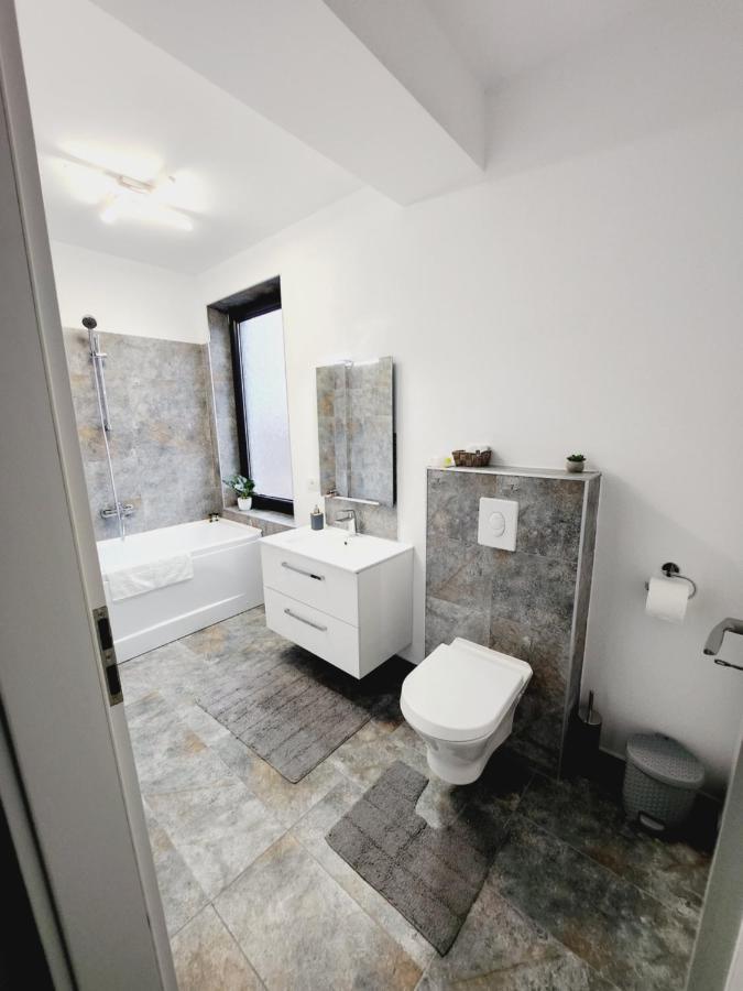 Armina'S Residence Dumbravita  Ngoại thất bức ảnh