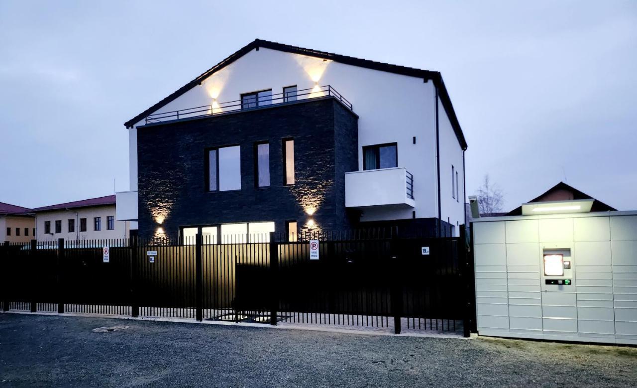 Armina'S Residence Dumbravita  Ngoại thất bức ảnh