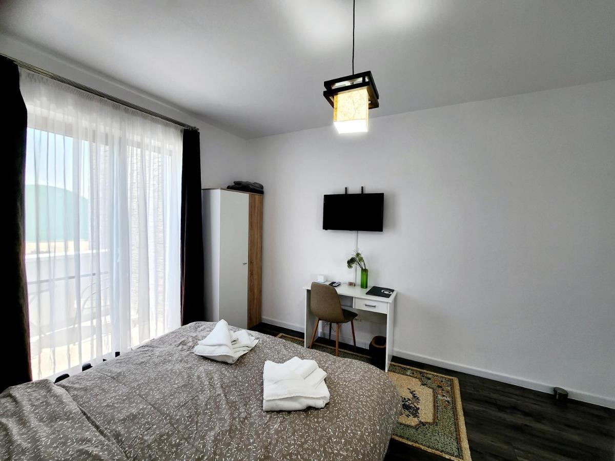 Armina'S Residence Dumbravita  Ngoại thất bức ảnh