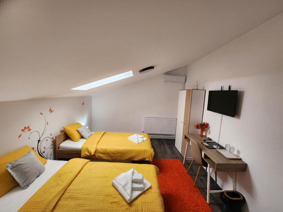 Armina'S Residence Dumbravita  Ngoại thất bức ảnh