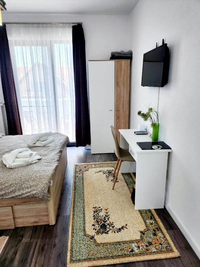 Armina'S Residence Dumbravita  Ngoại thất bức ảnh